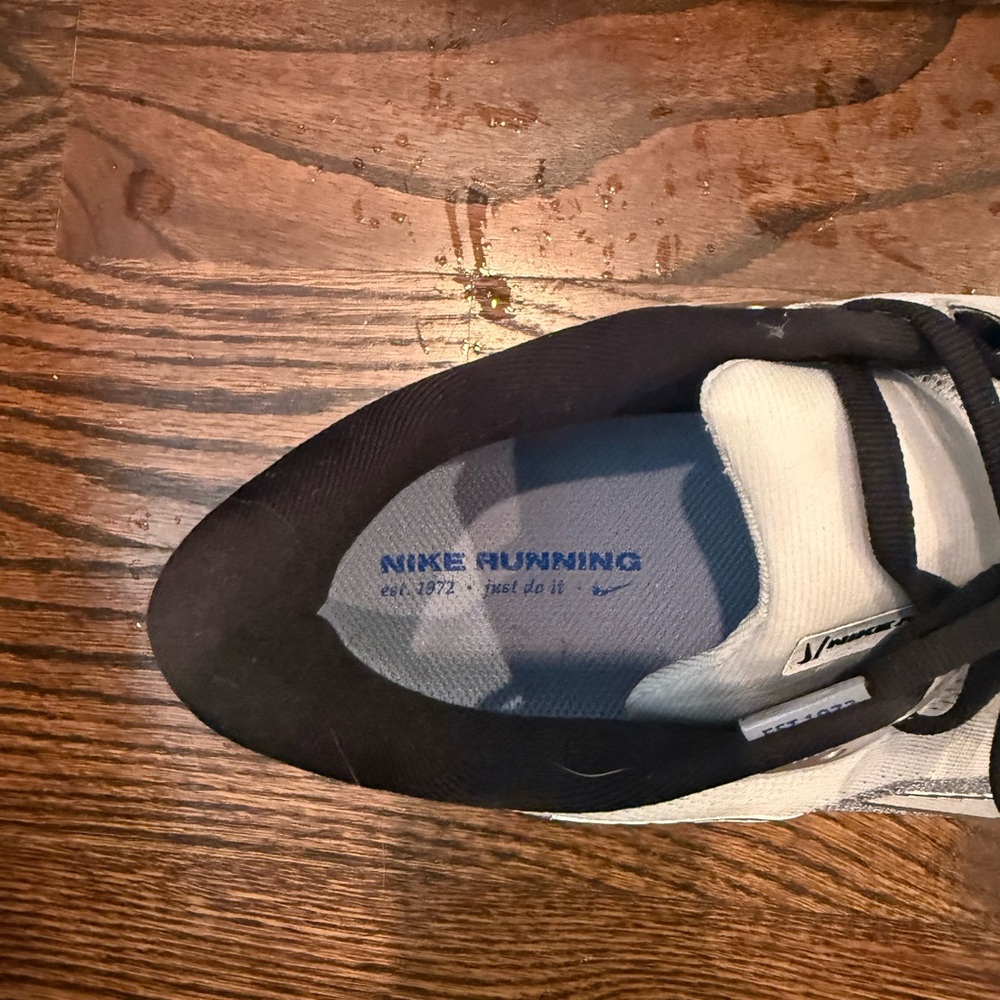 Nike men’s zoom Pegasus size 14. Excellent condition. Worn only a few times. - Picture 6 of 8